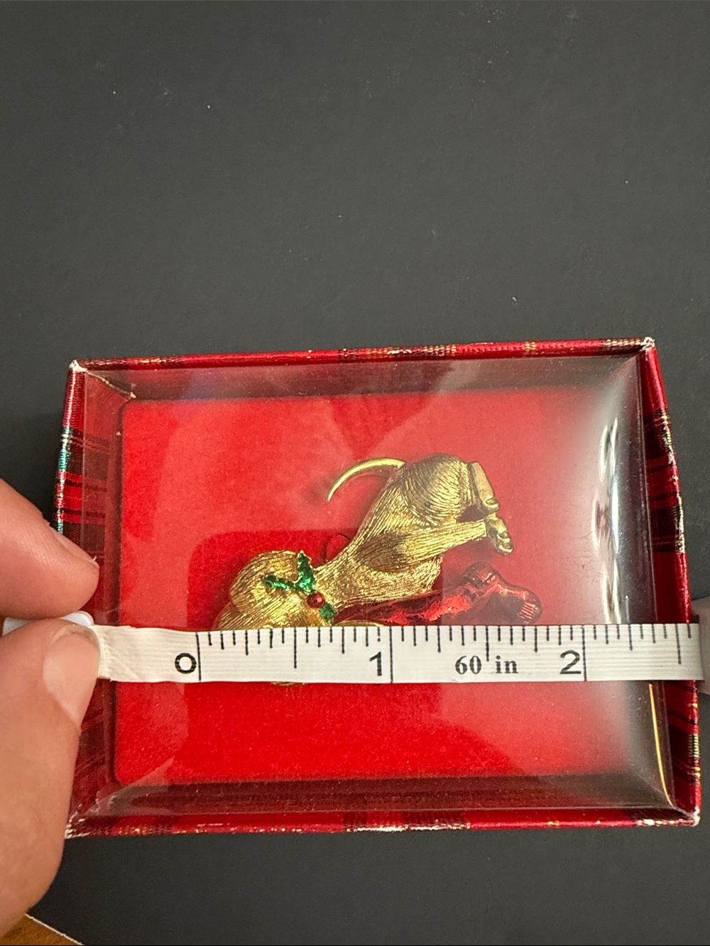 Vintage Gerry’s Puppy Brooch with Red and Green Accents - Picture 3 of 3